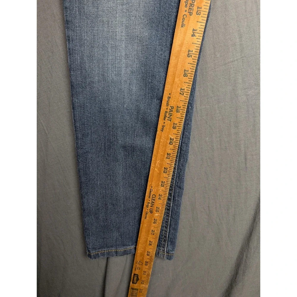 Signature by Levi Strauss & Co. Regular Fit Straight Blue Denim Jeans 32‎ X 32